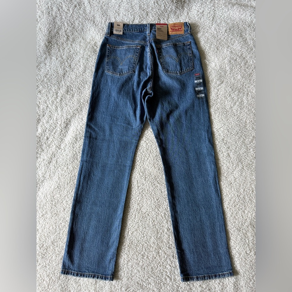 Levi's 501 Original Women's Medium Blue Denim Jeans Size 29 x 30 New with Tags
